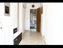 Apartamenty Almond A1(2+2), A2(4+2), A3(4+2) Vir - Riwiera Zadar  - Apartament - A2(4+2): korytarz