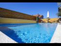 Apartamenty Suza - relaxing & beautiful: A1(2+2), A2(4+2) Zadar - Riwiera Zadar  - basen