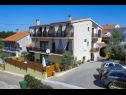 Apartamenty Suza - relaxing & beautiful: A1(2+2), A2(4+2) Zadar - Riwiera Zadar  - dom