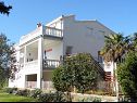 Apartamenty Anthony - 50m from the beach & parking: A3(2+1), A4(2+1) Zadar - Riwiera Zadar  - dom