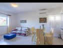 Apartamenty Marinka - with backyard; A1(4), A2(4) Zadar - Riwiera Zadar  - Apartament - A1(4): pokój dzienny