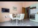 Apartamenty Suza - relaxing & beautiful: A1(2+2), A2(4+2) Zadar - Riwiera Zadar  - Apartament - A2(4+2): kuchnia z jadalnią
