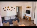 Apartamenty FRANE - family apartment A1 prizemlje(4+1), A2 kat(4+1) Zaton (Zadar) - Riwiera Zadar  - Apartament - A2 kat(4+1): pokój dzienny