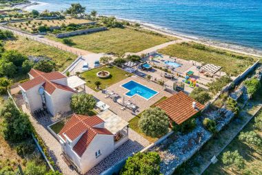 Dom wakacyjny Ivan - open pool: H(6+4) Supetar - Wyspa Brac  - Chorwacja 