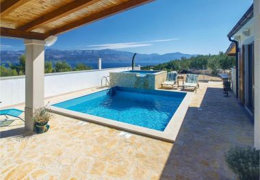 Dom wakacyjny Anabella - open swimming pool: H(7) Supetar - Wyspa Brac  - Chorwacja 