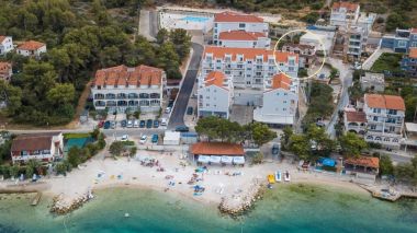 Apartamenty Boris - 30 m from beach : A1(6+2) Arbanija - Wyspa Ciovo 