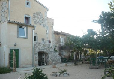 Dom wakacyjny Old Stone - parking: H(4+2) Cres - Wyspa Cres  - Chorwacja 