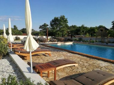Dom wakacyjny Cvit - open pool: H(8) Barban - Istria  - Chorwacja 