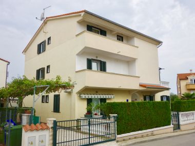 Apartamenty Jasmina A1(4), A2(2+2), A3(2+2), SA4(2) Medulin - Istria 