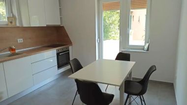 Apartamenty Karmen - modern and comfy: A1(2+1) Rijeka - Kvarner 