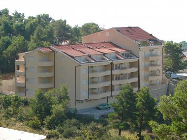 Apartamenty Suzi - beautiful view and cosy: A1 crvena kuhinja(2+2), A2(2+2) Baska Voda - Riwiera Makarska 
