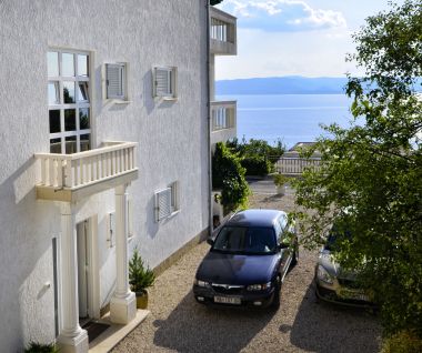 Apartamenty Via - 250 m from sea: SA2(2), SA3(2), SA4(2), SA1(2) Brela - Riwiera Makarska 