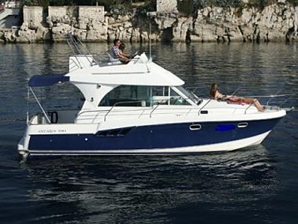 Lodz motorowa - Beneteau Antares 9.80 (code:NAV3) - Split - Riwiera Split  - Chorwacja 