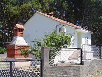 Dom wakacyjny VEKY - 50m from sea: Holiday House H(4+2) Susica - Wyspa Ugljan  - Chorwacja 